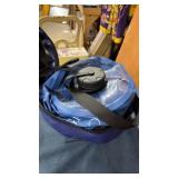 Portable water container
