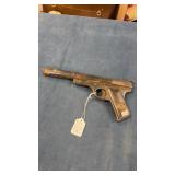 Vintage daisy BB gun
