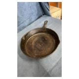11ï¿½ cast frying pan