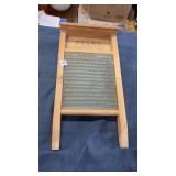 Pearl washboard