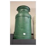 Metal milk can