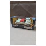 Corgi 1:43 1957 Ford Thunderbird
