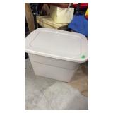 Tote bin