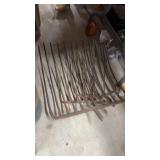 Vintage pitch/ hay forks