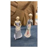 Ceramic figurines