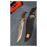 ornamental fantasy fixed-blade knife