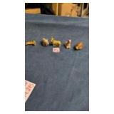 Wade tea figurines