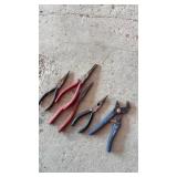 Pliers