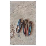 Pliers
