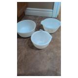 Fire king bowls and Sunbeam mixing bowl