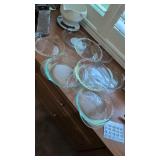 8 fire king / Pyrex  pie plates