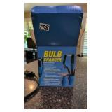Bulb changer