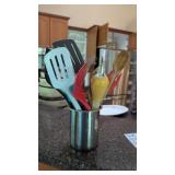 kitchen utensil holder and utensils