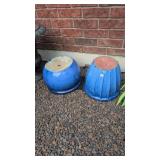 2 blue flower pots