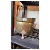 Brass flower planter