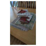 Placemats and napkins
