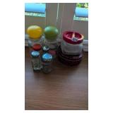 Shakers and canisters /tin