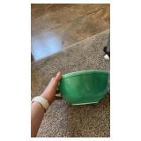 Green primary color Pyrex bowl