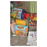 Games/ puzzles