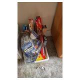 Kitchen lot, oven bags, parchment paper