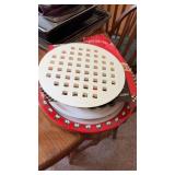 Pie cutter, Xmas trays and more
