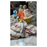 Towel and cleaning lot