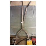 Railroad tie tongs