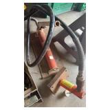 Hand pump