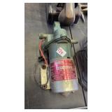 Automatic fixture pump