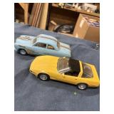 Plastic model cars