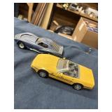 Plastic model cars