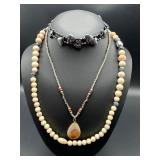 Beaded Necklaces with Gemstone Pendant