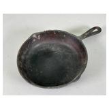 Cast Iron Skillet with Integrated Handle