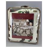 Lenox Holiday Nouveau King Quilt