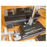 Kenmore Whispertone 12.0 Amp Vacuum Cleaner