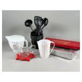 Kitchenware Set with Measuring Tools and Utensils