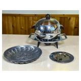 West Bend Penguin Hot and Cold Server