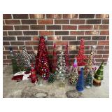 Christmas Tree and Decoration Figurines
