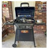 Char-Broil Gas Grill With Accessories
