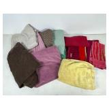 Mixed-Color Towels