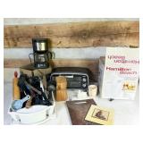 Kitchen Appliance and Accessory Lot