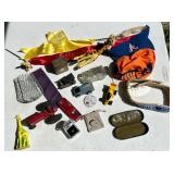 Vintage Toys, Souvenirs, and Accessories