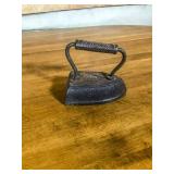 Cast Iron Flat Iron with Wooden Handle