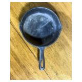 Cast Iron Skillet with Pour Spouts