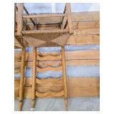 Wood Wine Rack with Integrated Woven Top