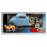 Hot Wheels Racing 1:24 Scale Deluxe Die-Cast Car