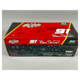 1:24 Scale Revell NASCAR Diecast Car #91