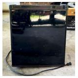 Magic Chef MCBR170B Mini Refrigerator