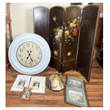 Decorative Lot with Wall Clock, Folding Panel