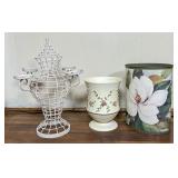 Decorative Wire Plant Stand and Metal Planter